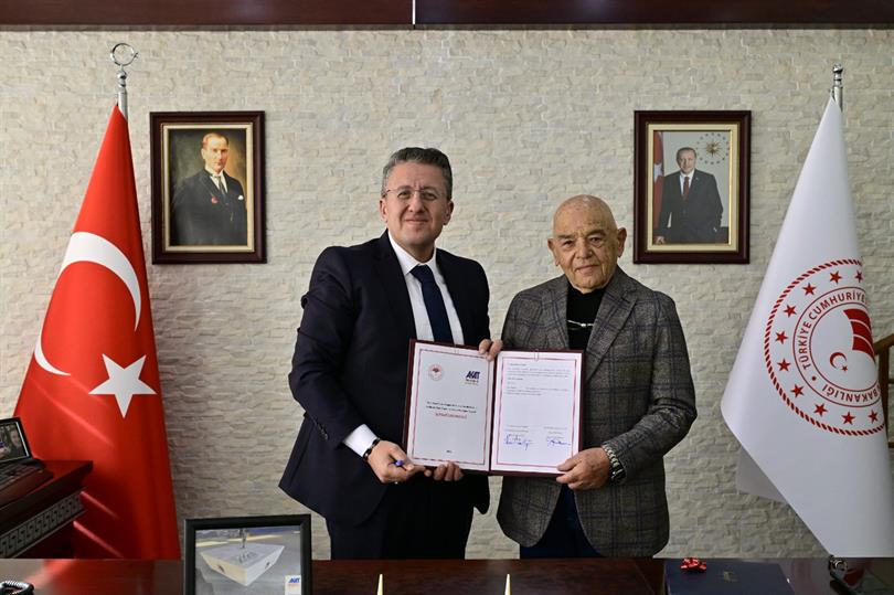 "Ege Denizi’nde Ahtapot Refahı ve Sürdürülebilir Balıkçılık İçin Topluluk Temelli Koruma Projesi" çerçevesinde 250 adet yapay resif yapım işi protokolü imzalandı.